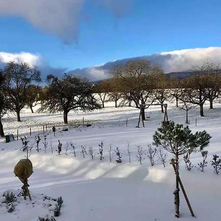 Holiday home Maison Contemporaine Avec Vue Sur Le Mont Tendre